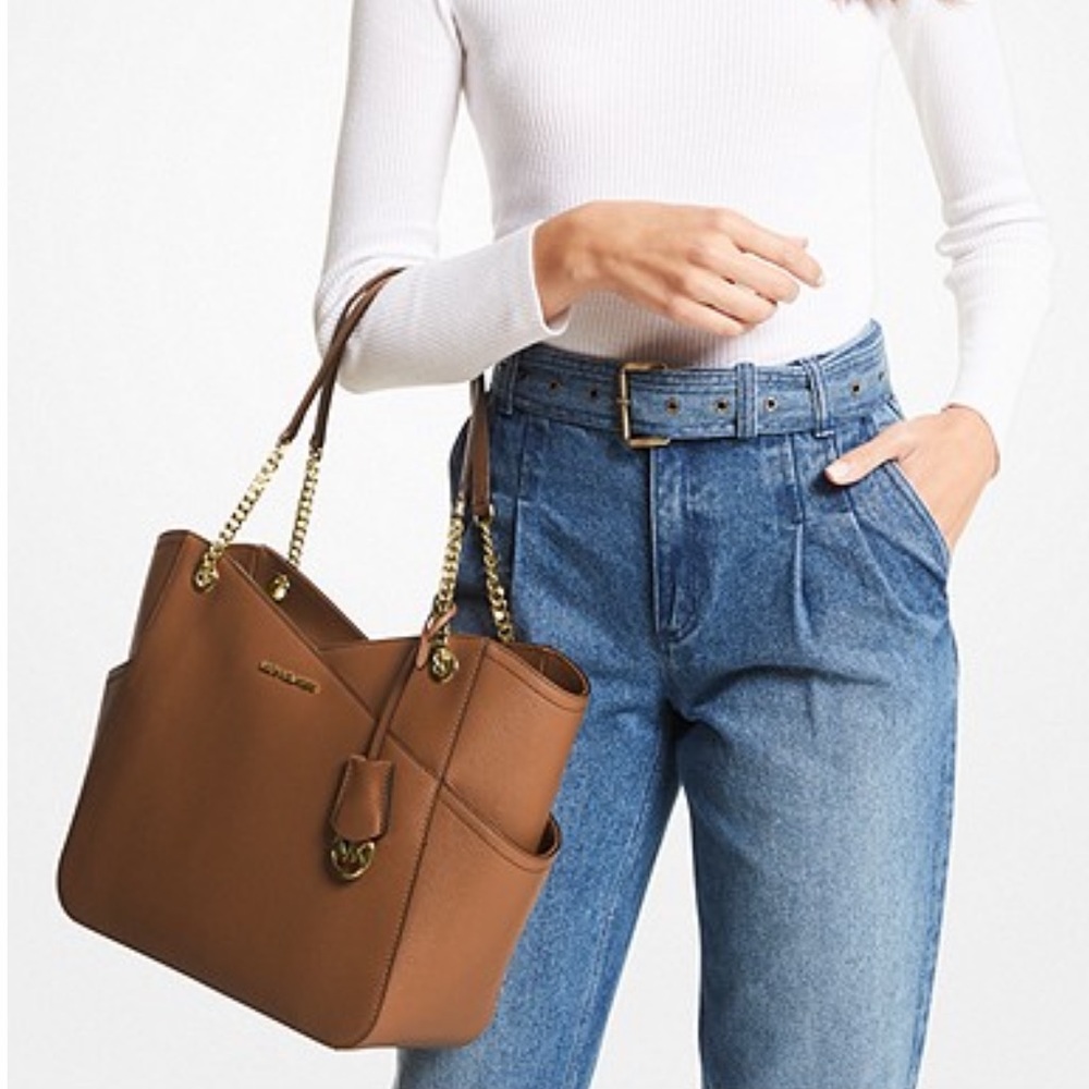 MICHAEL KORS Large Saffiano Leather Shoulder Bag - Picture 3 of 16